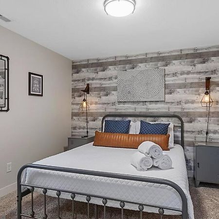 Roomy 5 Bed 3 Bath Fire Place Large Outdoor Space Rapid City Exterior foto